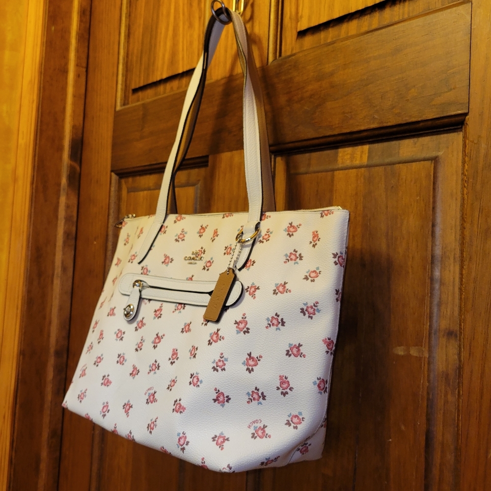 **** SALE****Coach Taylor Floral Print Tote 27165 Chalk White/Multi - Picture 4 of 16